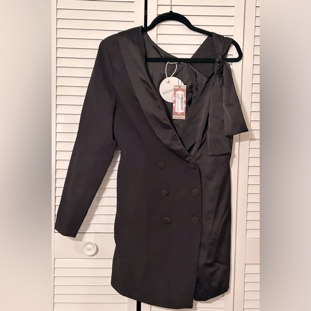 Boohoo Double breasted blazer dress